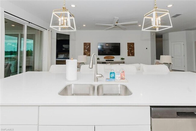 Building Photo - 6052 Ellerston Wy