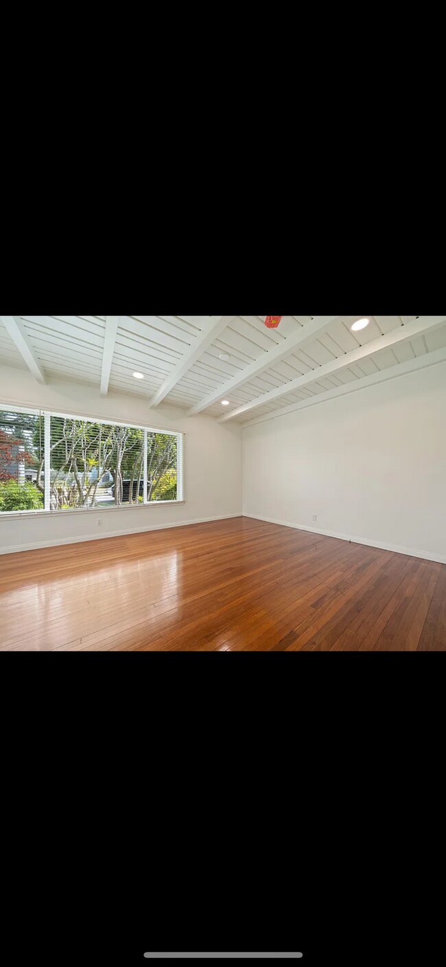 Building Photo - 4177 Baldwin Ave