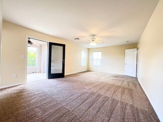 Building Photo - 10555 Winter Grass Dr