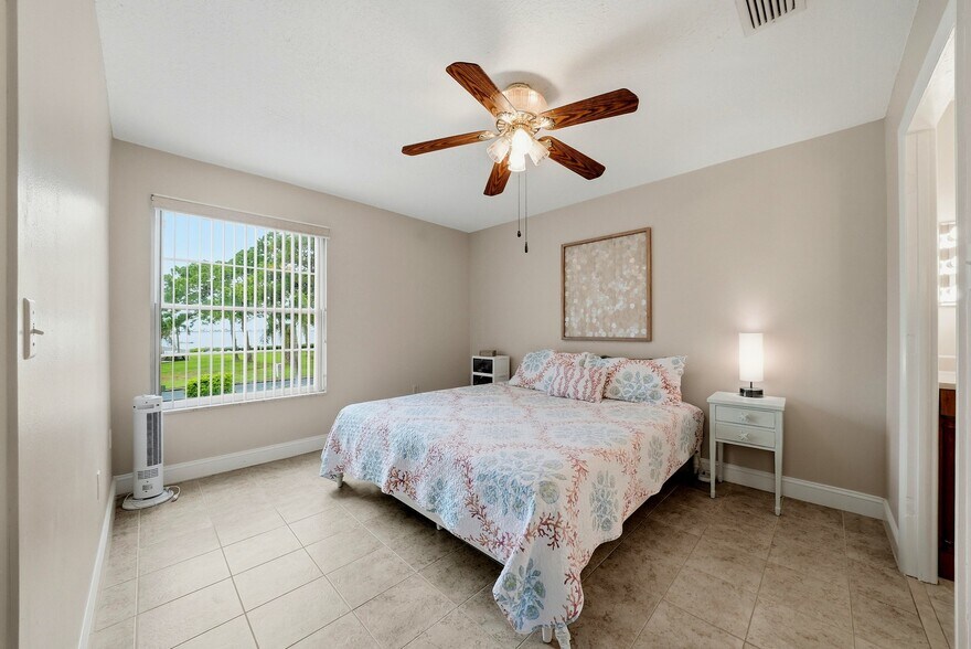 Building Photo - 2700 Bayshore Blvd