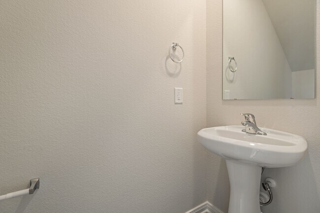 Building Photo - 21691 Lotus Elm St