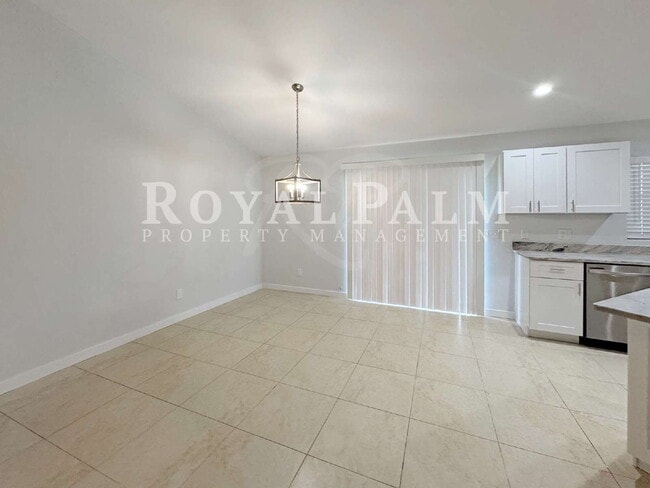 Building Photo - Newly Renovated 3BR/2BTH - 12 Merry Months with No Surprises! - Apply by 12/31 for $500 Off Your ...