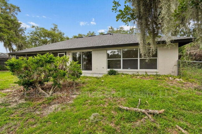Building Photo - 95 Woodside Dr