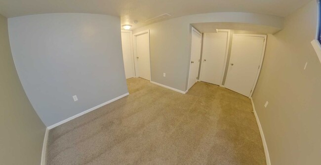 Building Photo - Close to Aggievile + Pet Friendly + Washer...