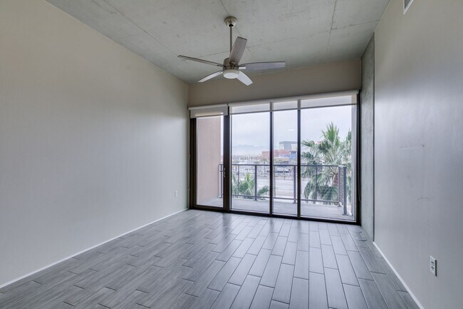 Building Photo - Modern High-Rise Living at Juhl with City Views