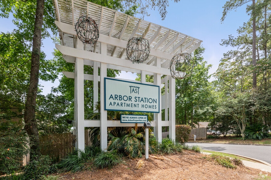 Primary Photo - Arbor Station Apartments