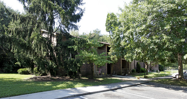 Building Photo - Belle Meade Apartments