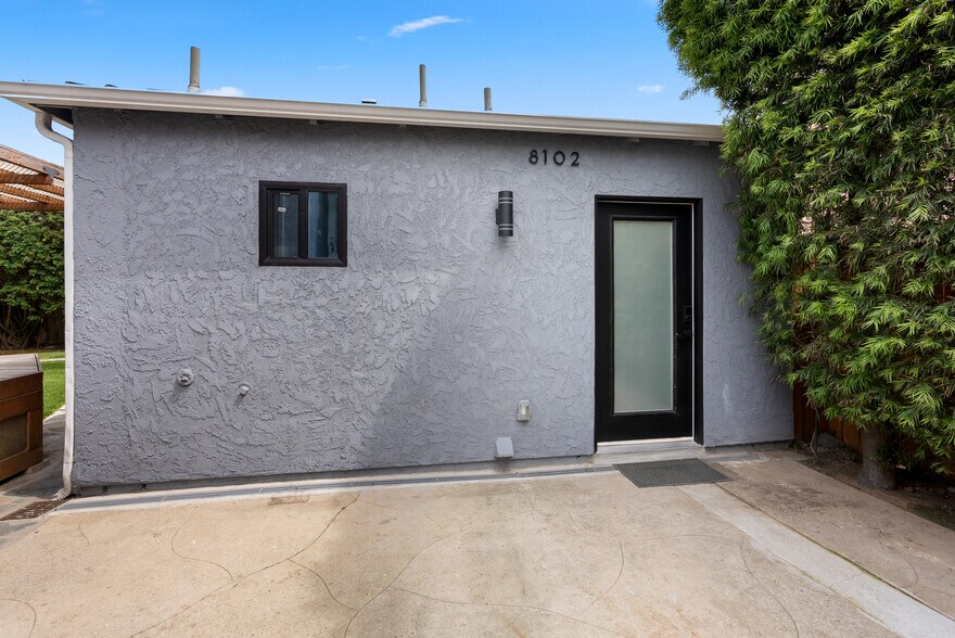 Building Photo - 8100 Stewart Ave