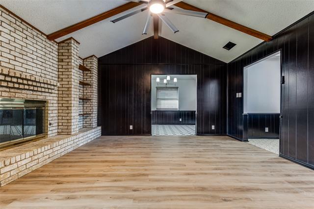 Building Photo - 904 Pebblebrook Dr