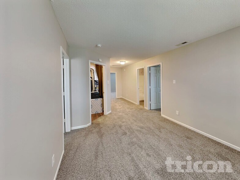 Building Photo - 3222 Black Forest Ln