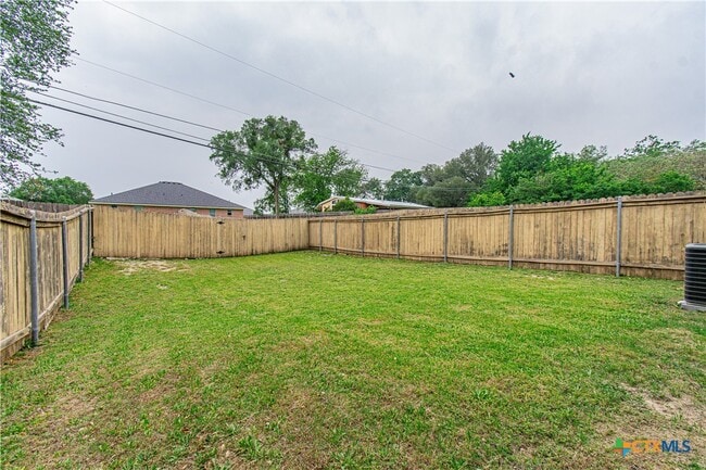 Building Photo - 1606 Yuma Trail
