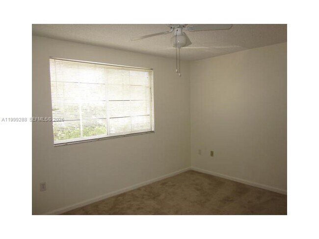 Building Photo - 9721 SW 155th Ave