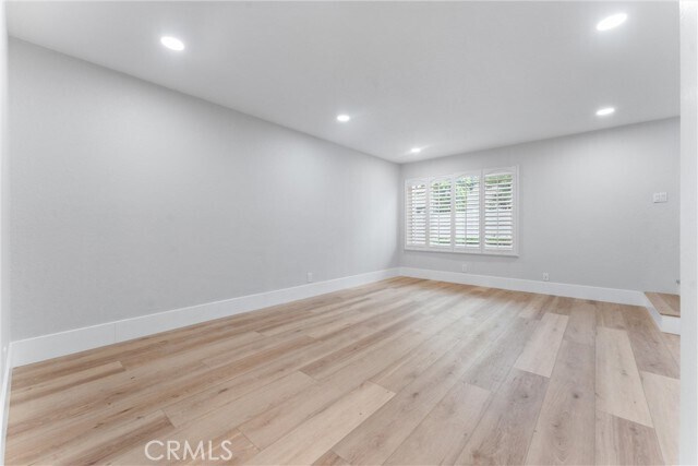 Building Photo - 44 Elksford Ave