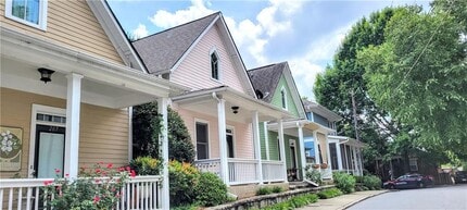 Building Photo - 205 Lampkin St NE