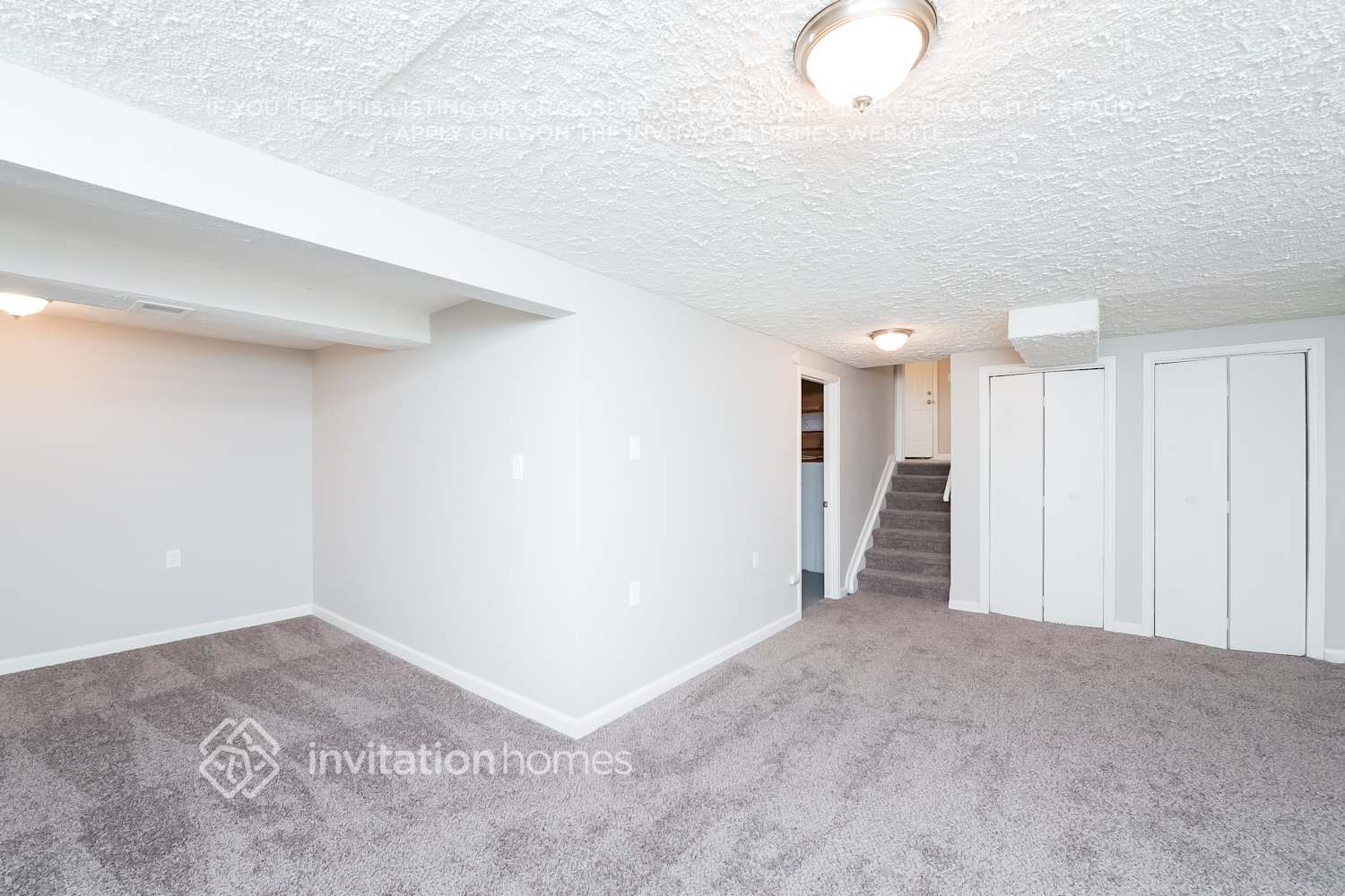 Building Photo - 3760 W 95th Pl