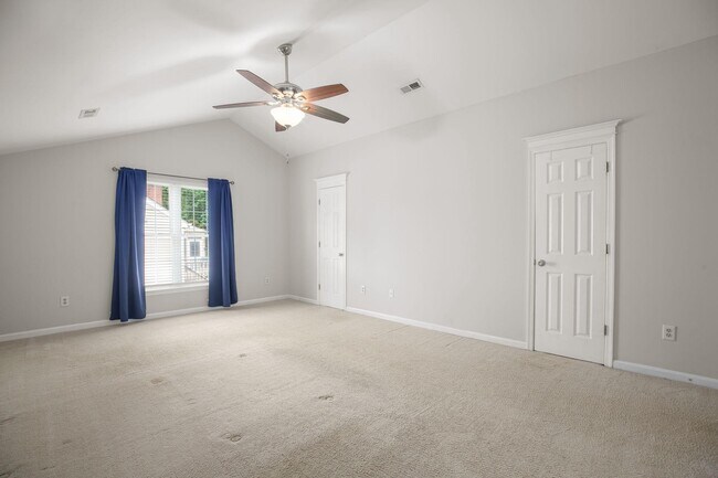 Building Photo - 10205 N Hampton Ln