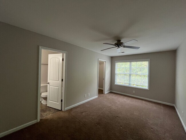 Building Photo - 369 Sam Houston Cir