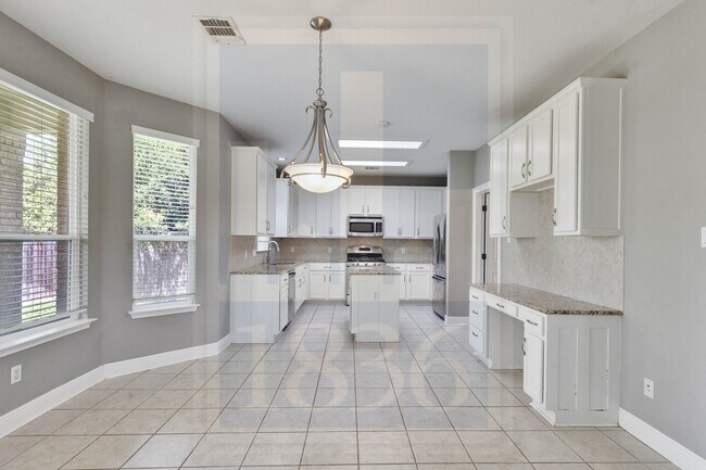 Building Photo - 11508 Staked Plains Dr