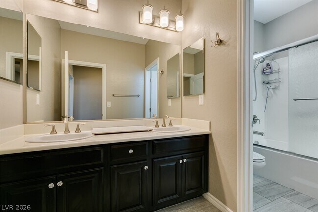 Building Photo - 12351 Champions Tour Dr