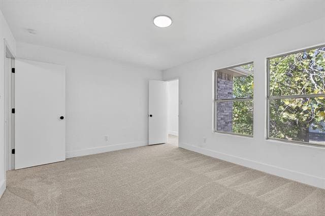 Building Photo - 4241 Meadowknoll Dr