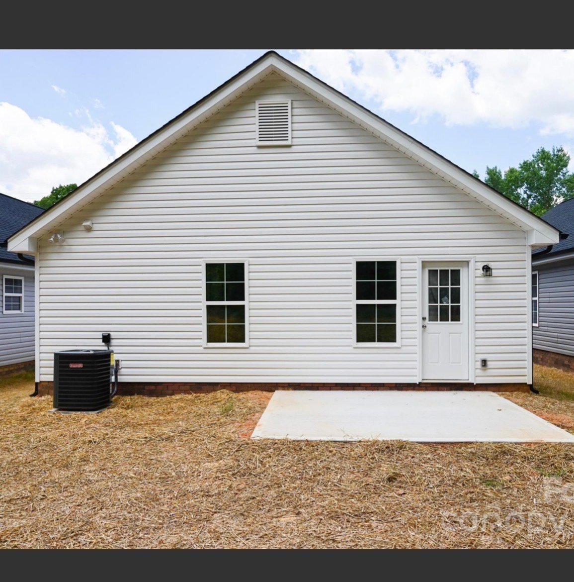 Building Photo - 385 Harrel St