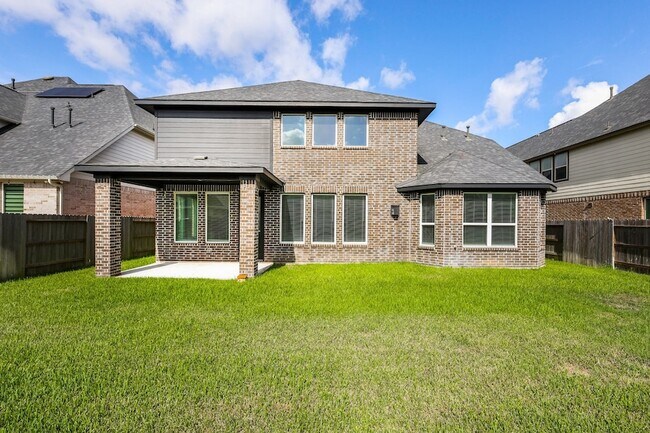 Building Photo - 2119 Stargrass Dr