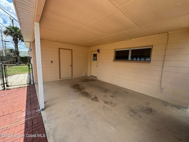Building Photo - 507 Seacrest Ave