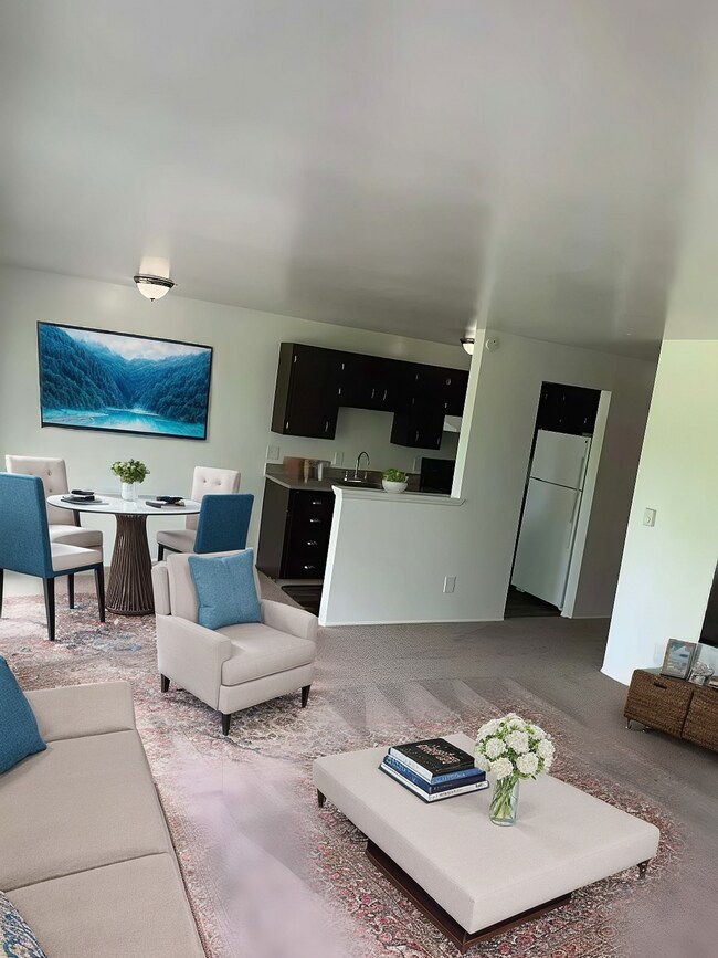 Building Photo - Two Bedroom Liberty Bay Views