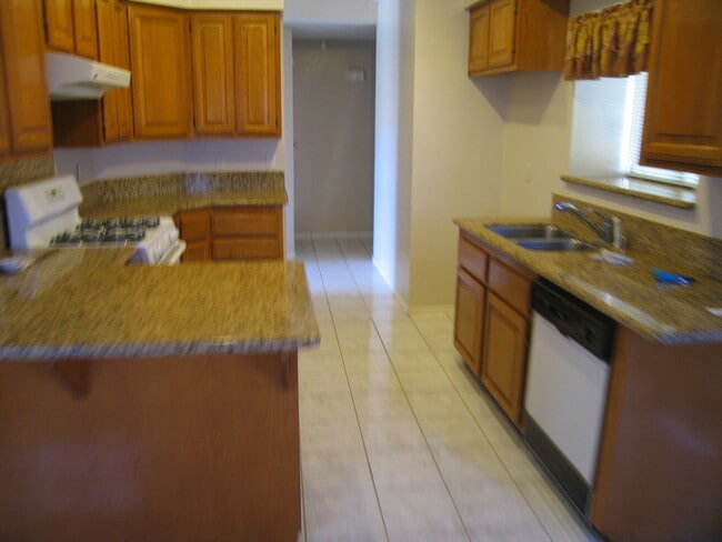 Building Photo - SPACIOUS SINGLE STORY