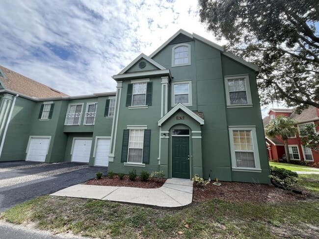 Building Photo - 9270 Lake Chase Island Way
