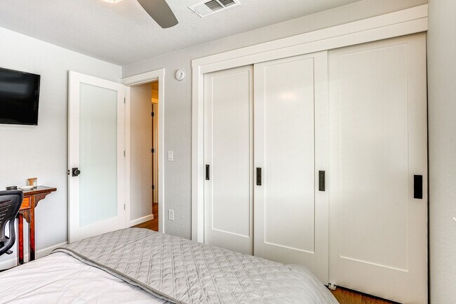 Building Photo - 46 Belvedere Ct