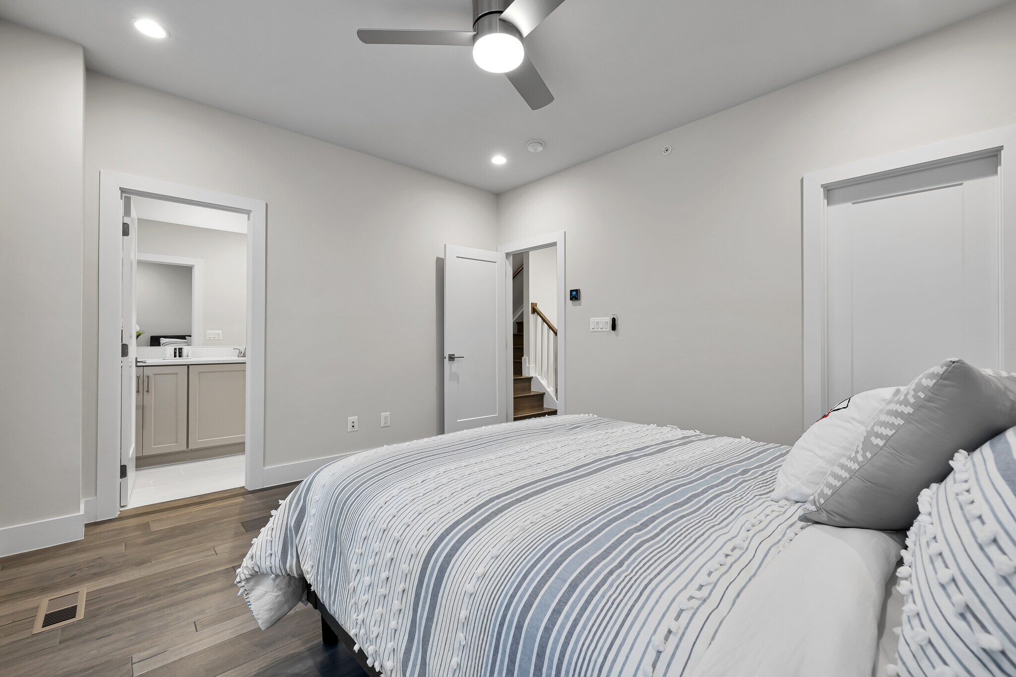 Building Photo - 147 Prairie Ln