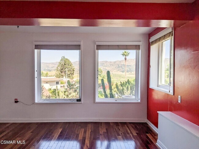 Building Photo - 8625 Delmonico Ave