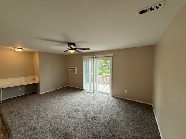 Building Photo - 6652-6666-6666 Rita Dr