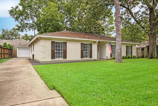 Building Photo - 14114 St Marys Ln