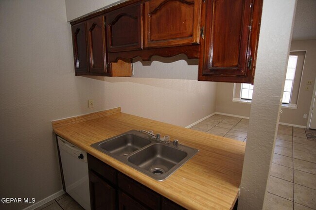 Building Photo - 1376 Trudy Elaine Dr