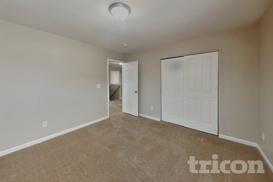 Building Photo - 6867 Horseback Lane