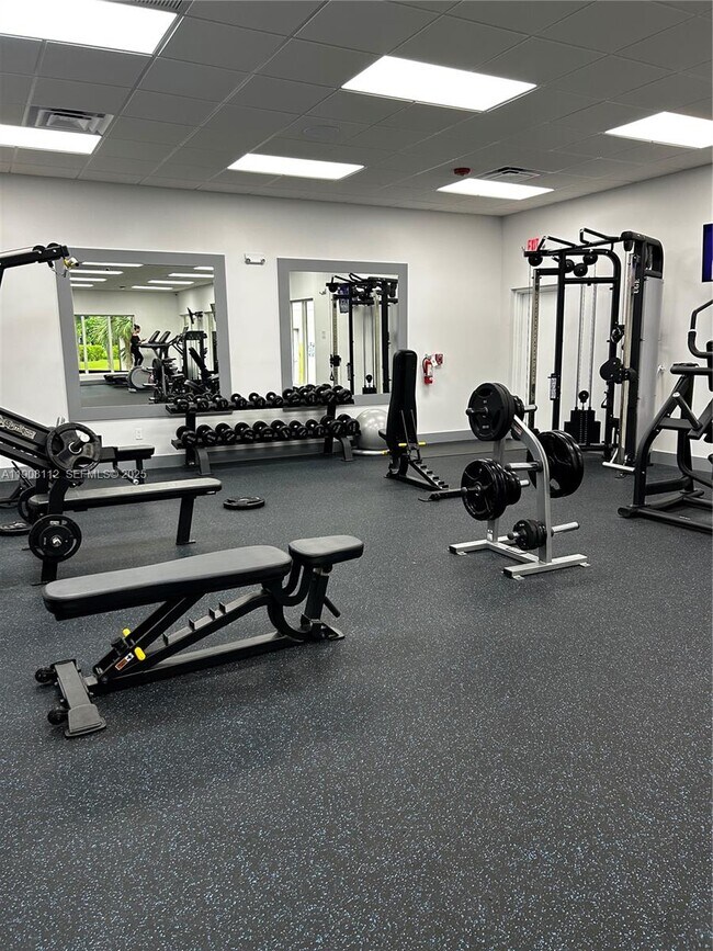 Building Photo - 16909 N Bay Rd