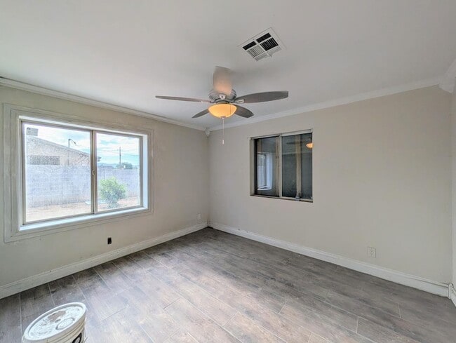 Building Photo - 13208 W Tuckey Ln