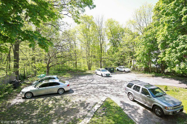 Building Photo - 517 E Chicago St