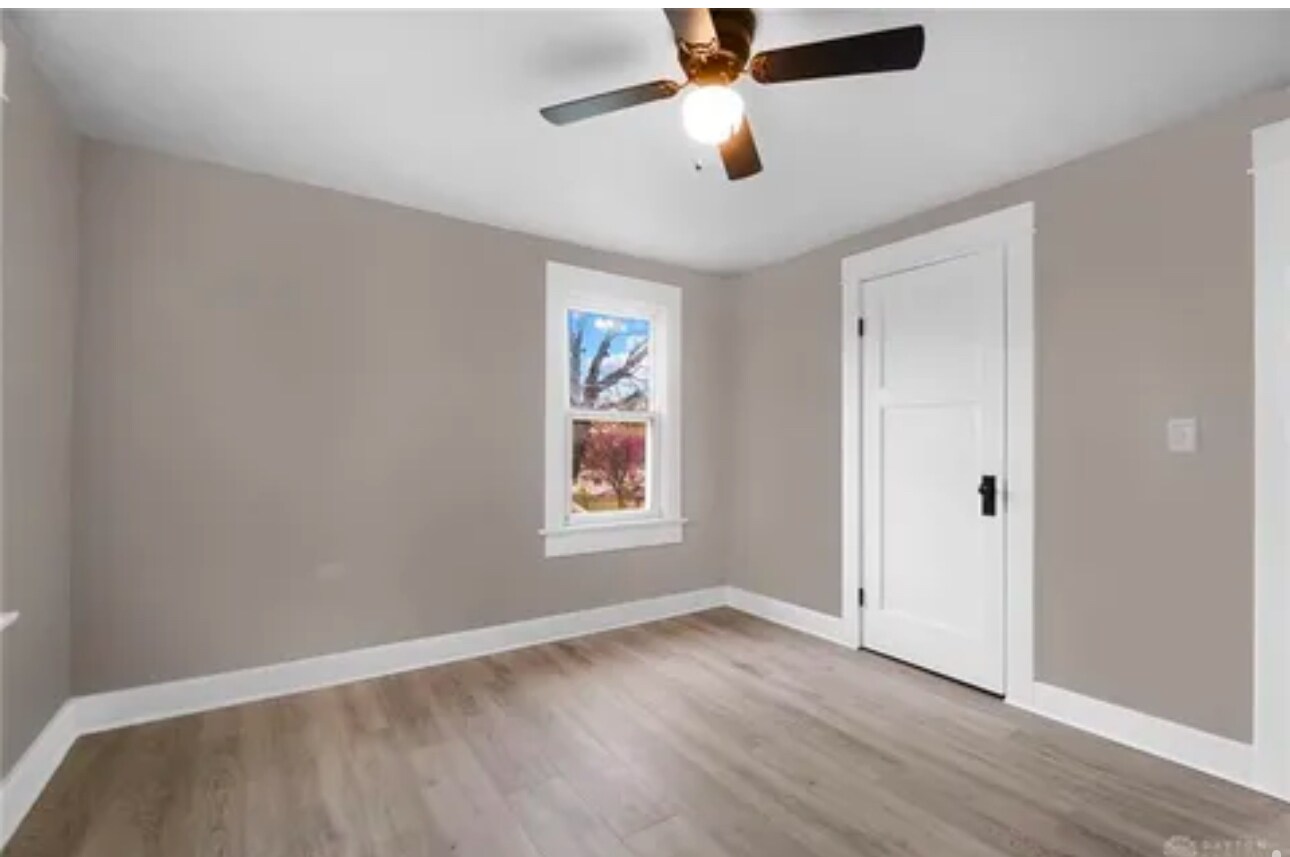 Building Photo - 2116 Moreland Ave