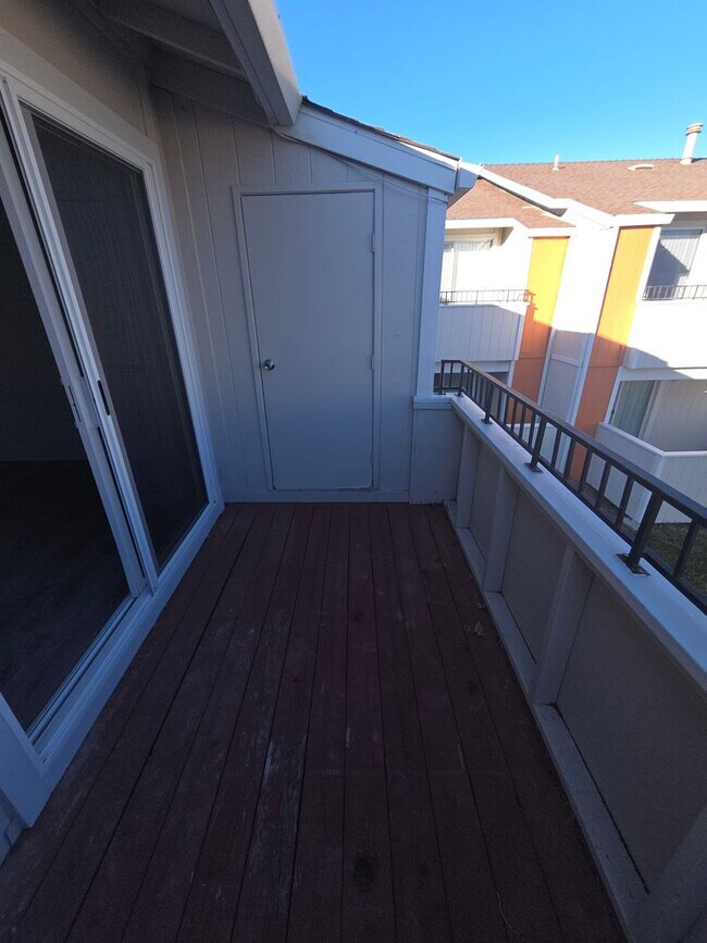 Building Photo - Life Just Got Better