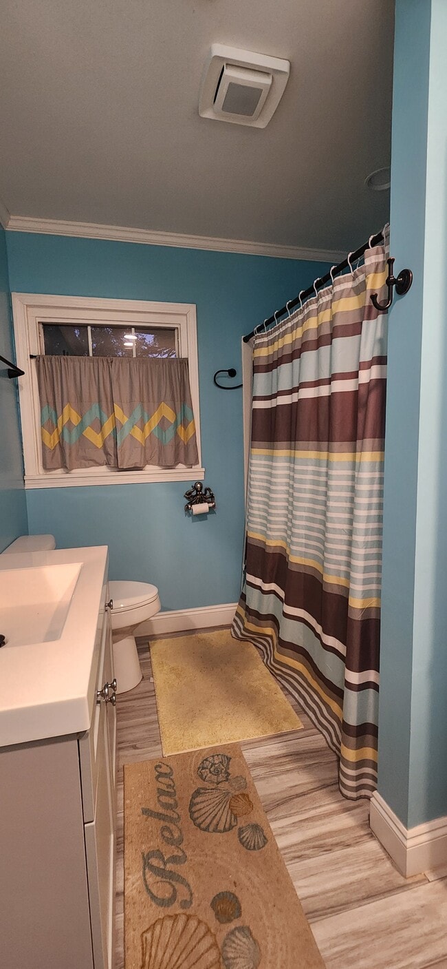 Building Photo - 400 N U St