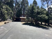 Building Photo - 2 bedroom Cabin in Fern Valley