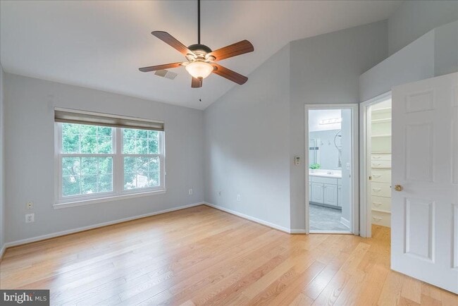 Building Photo - 11425 Abner Ave