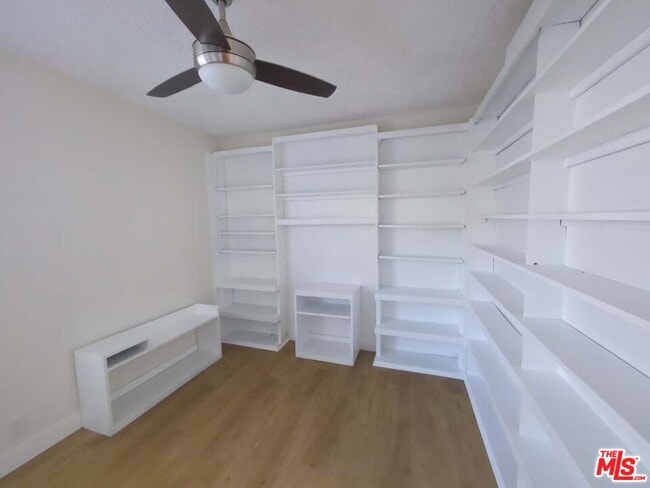 Building Photo - 6656 Swan St