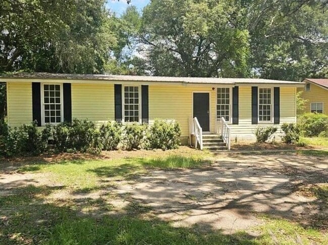 Building Photo - 308 Forrestal Ln