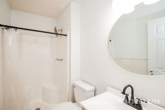 Building Photo - 317 Woodward Blvd