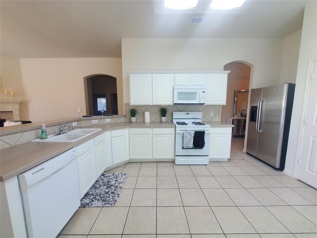 Building Photo - 4903 Falls Cir