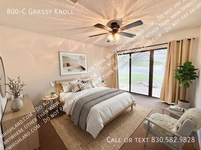 Building Photo - 800 Grassy Knoll